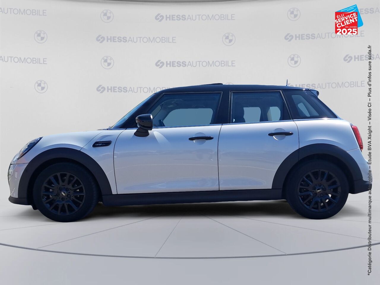 Véhicule d'occasion MINI MINI 5 PORTES COOPER 136CH EDITION CAMDEN BVA7 TOUVRANT SIEGE CHAUF GPS chez BMW Lons le Saunier