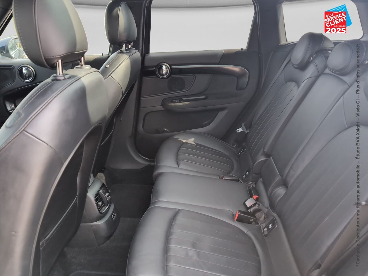 Véhicule d'occasion MINI COUNTRYMAN COOPER 136CH NORTHWOOD TPANO SIEGES CUIR CAMERA chez BMW Pontarlier