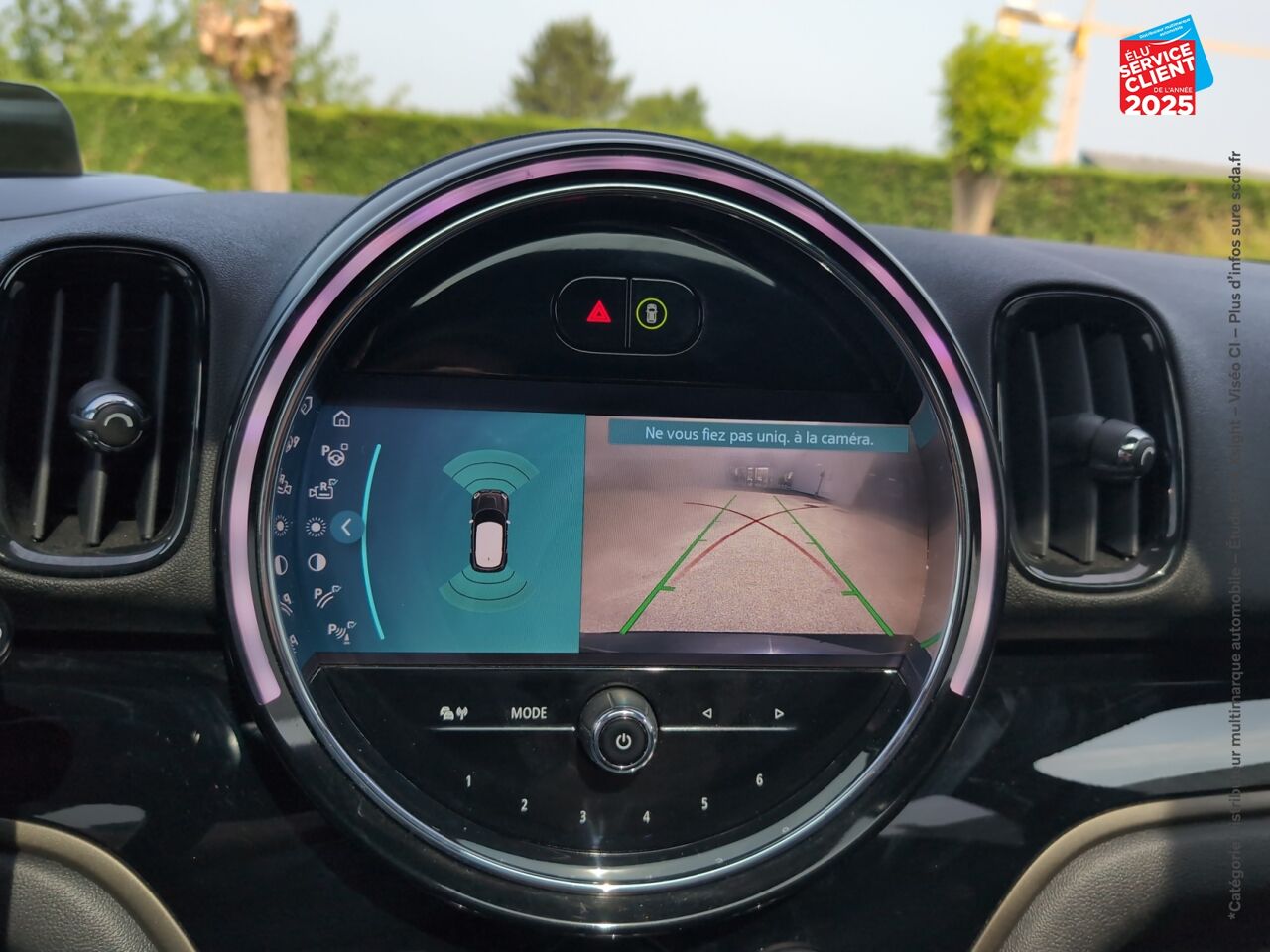 Véhicule d'occasion MINI COUNTRYMAN COOPER 136CH NORTHWOOD TPANO SIEGES CUIR CAMERA chez BMW Pontarlier