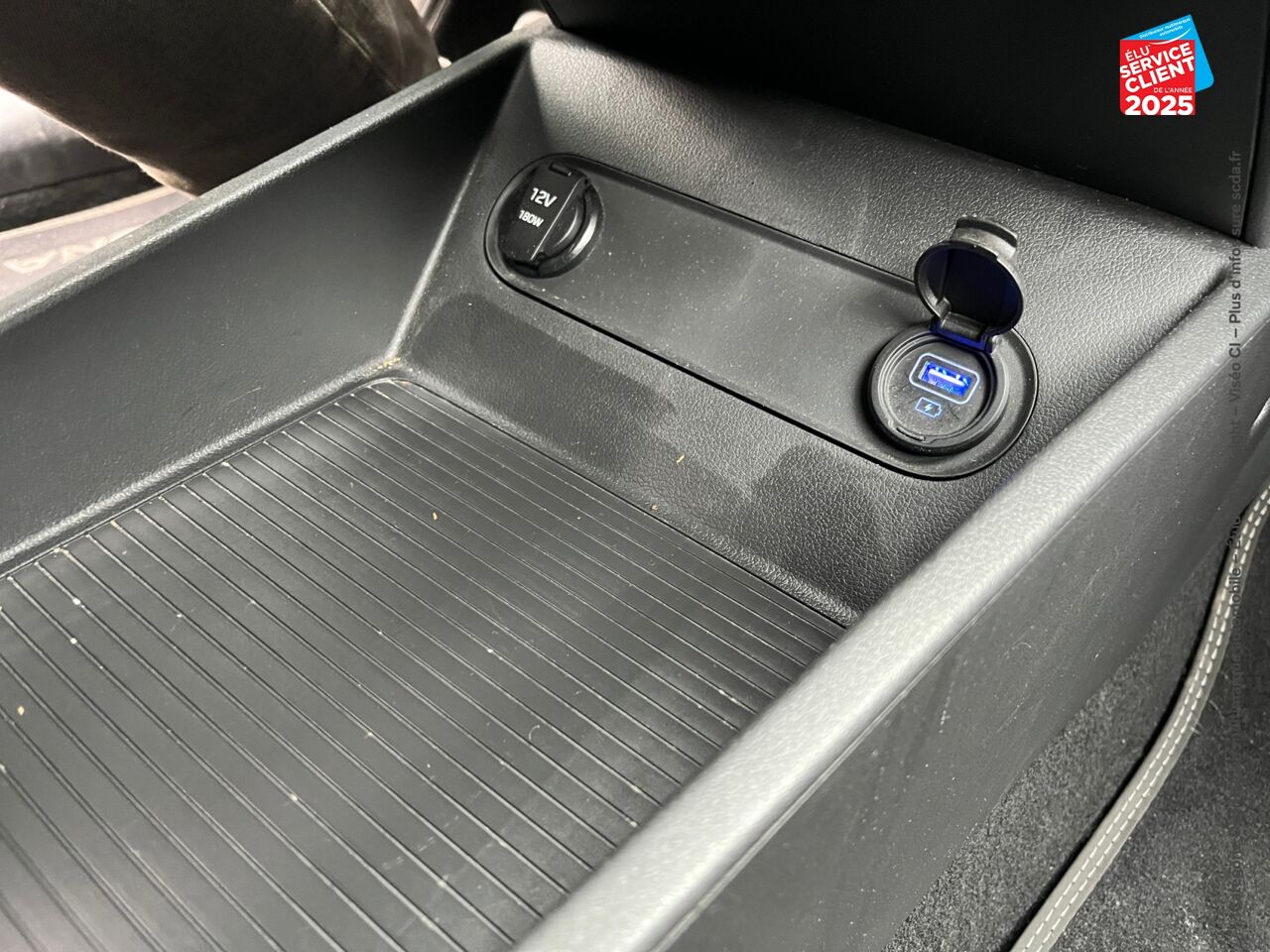 Véhicule d'occasion HYUNDAI KONA ELECTRIC 39KWH - 136CH INTUITIVE chez Hyundai Epernay