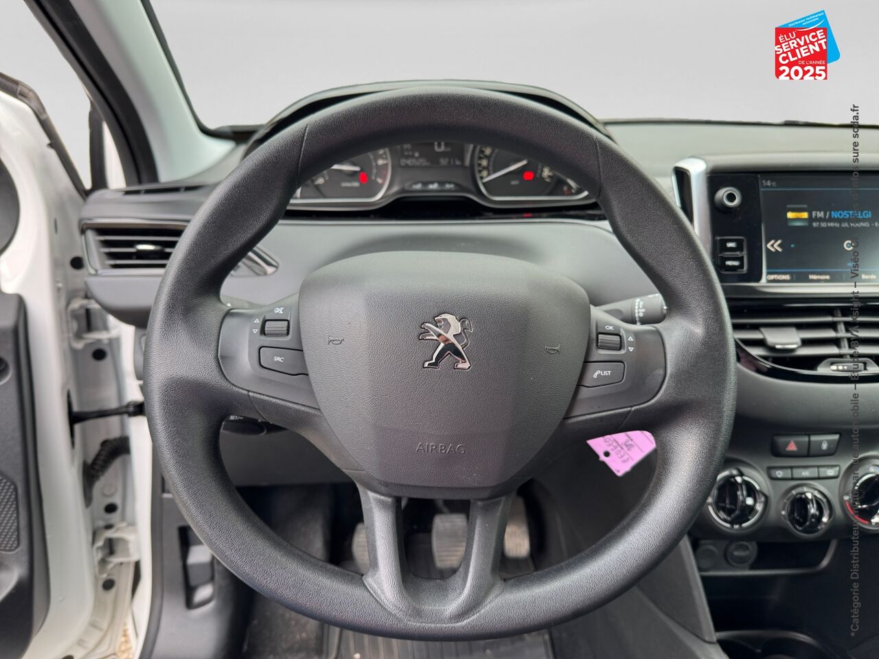 chez Peugeot Reims