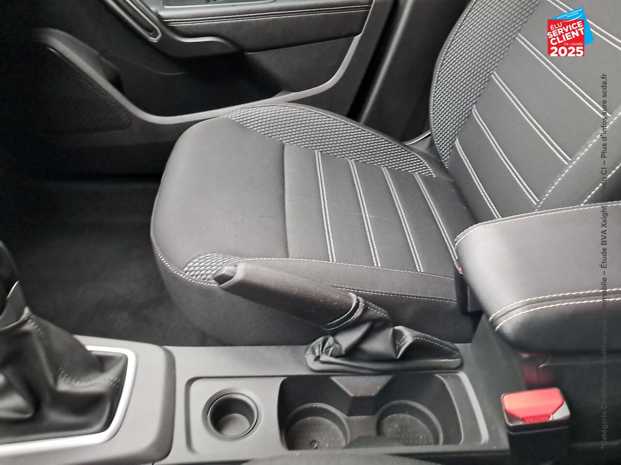 Véhicule d'occasion DACIA DUSTER 1.3 TCE 150CH FAP JOURNEY 4X2 EDC chez Hyundai Epernay