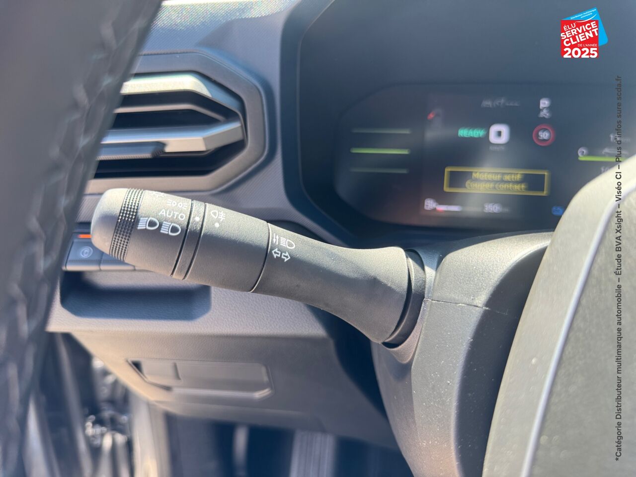 Véhicule d'occasion DACIA DUSTER 1.6 HYBRID 140CH EXPRESSION 4X2 chez Renault Colmar