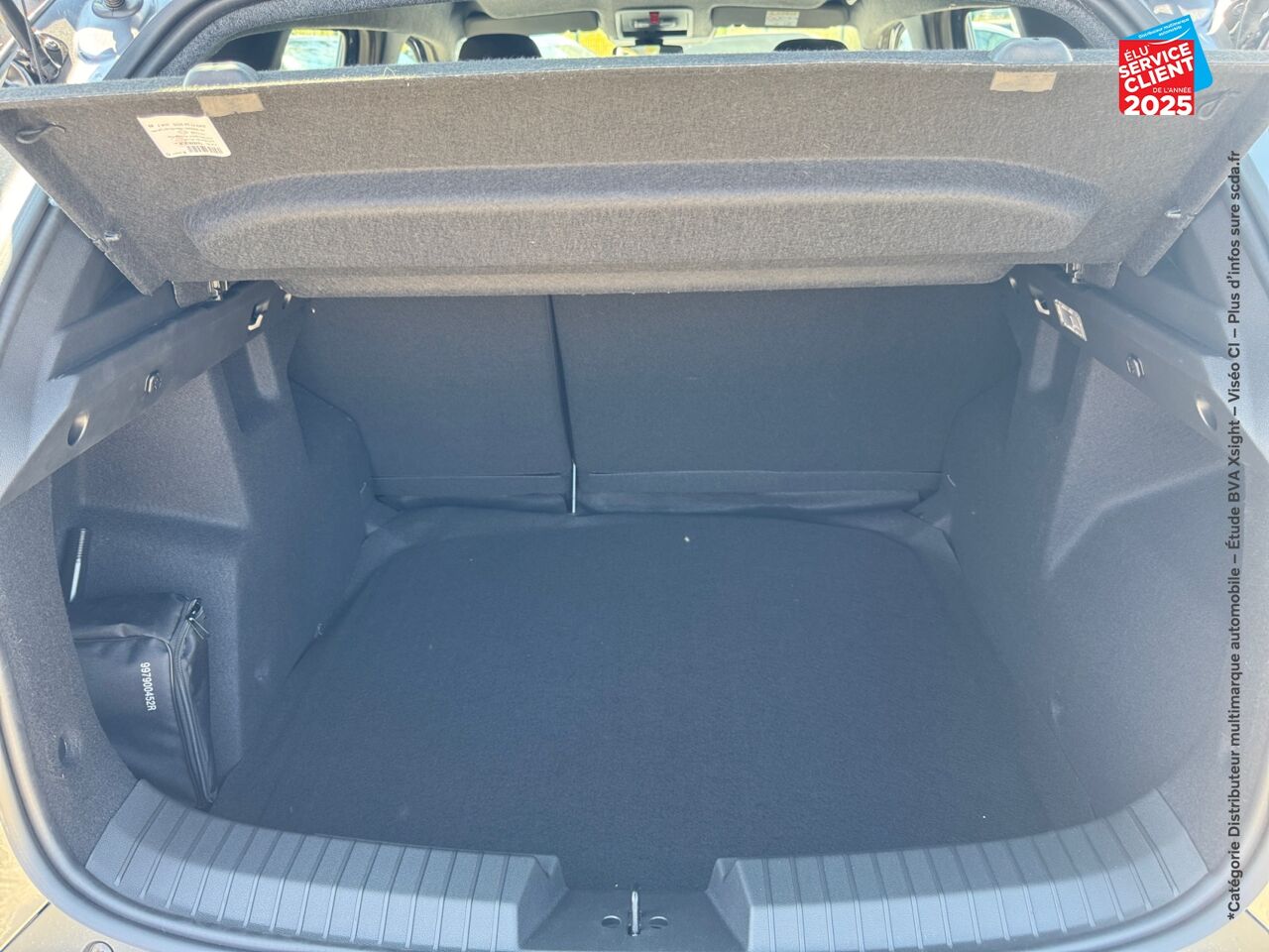 Véhicule d'occasion DACIA DUSTER 1.6 HYBRID 140CH EXPRESSION 4X2 chez Renault Colmar