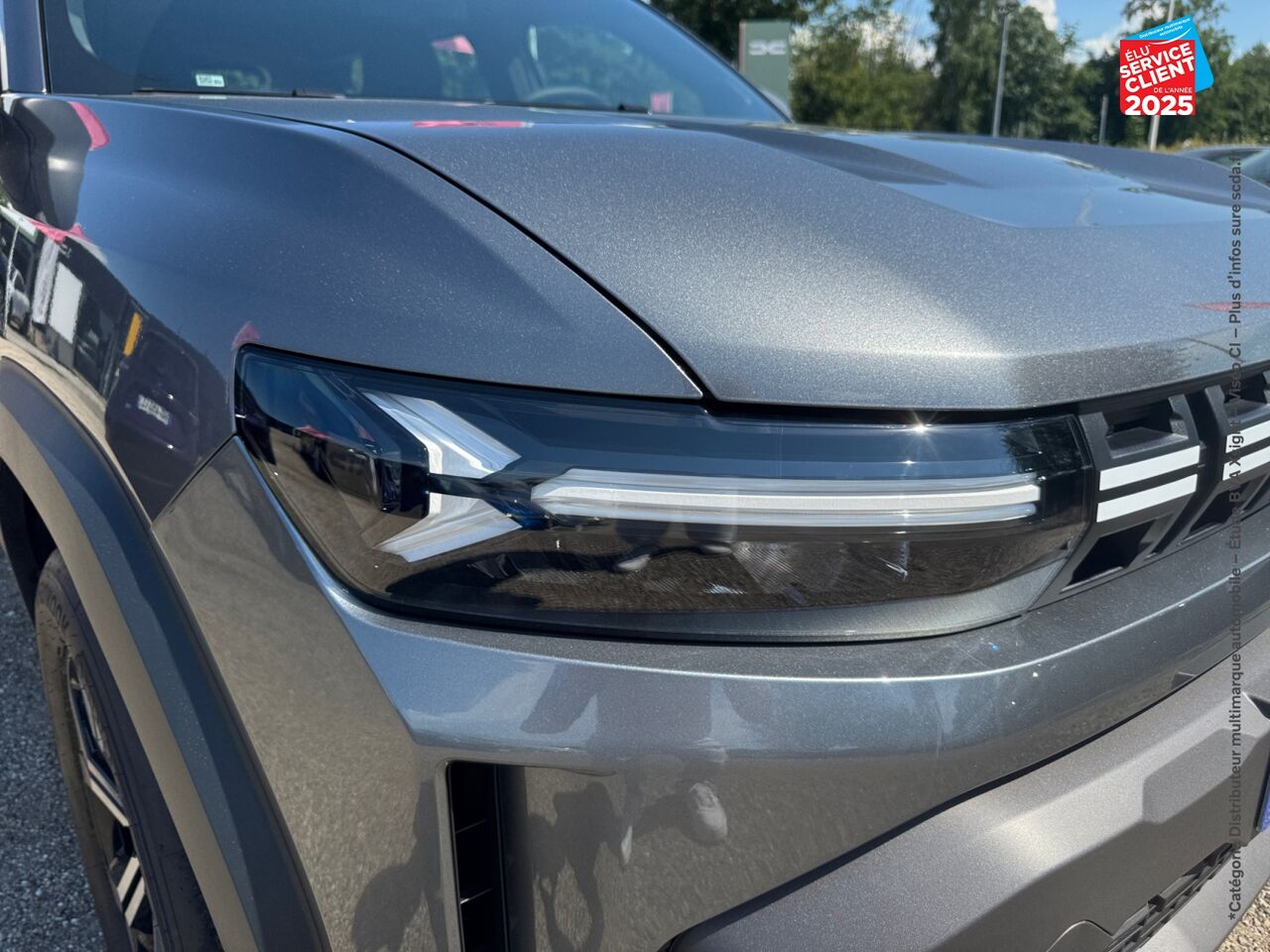 Véhicule d'occasion DACIA DUSTER 1.6 HYBRID 140CH EXPRESSION 4X2 chez Renault Colmar