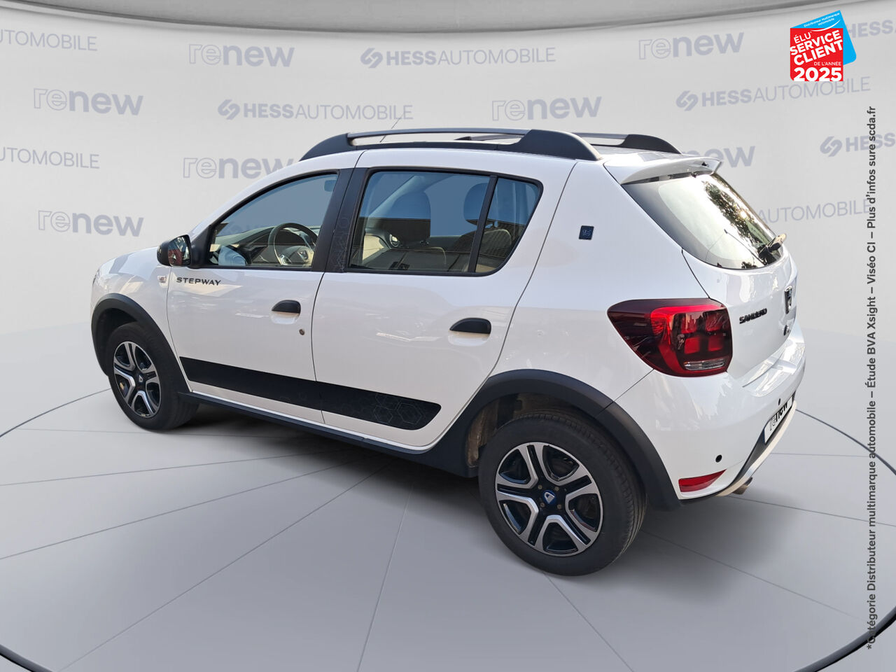 Véhicule d'occasion DACIA SANDERO 1.0 TCE 100CH 15 ANS chez Toyota Saint Dizier