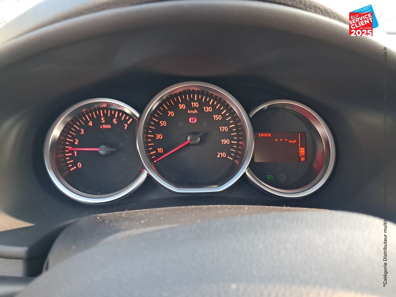 Véhicule d'occasion DACIA SANDERO 1.0 TCE 100CH 15 ANS chez Toyota Saint Dizier
