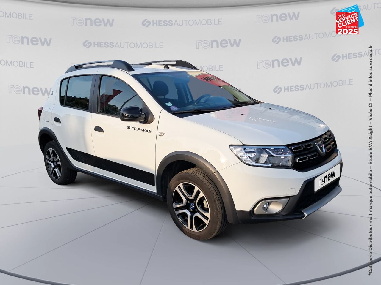 Véhicule d'occasion DACIA SANDERO 1.0 TCE 100CH 15 ANS chez Toyota Saint Dizier
