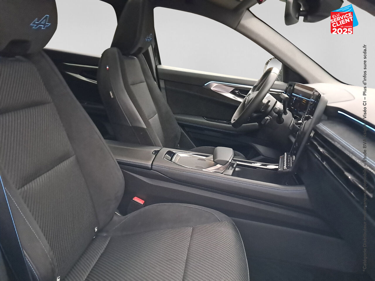 Véhicule d'occasion RENAULT ESPACE 1.2 E-TECH FULL HYBRID 200CH ESPRIT ALPINE SIEGES CHAUF VOLANT CHAUF chez Toyota Thionville