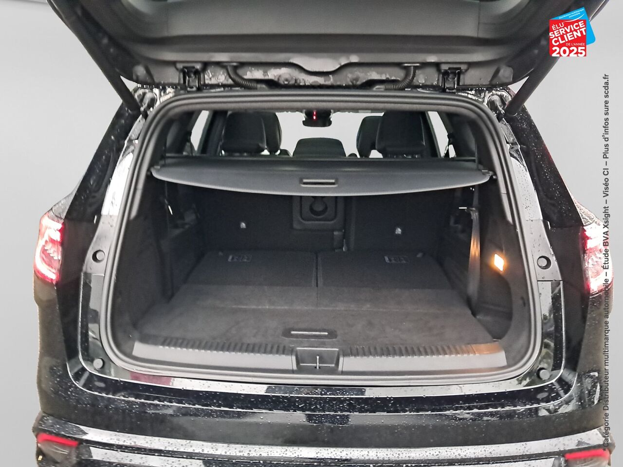 Véhicule d'occasion RENAULT ESPACE 1.2 E-TECH FULL HYBRID 200CH ESPRIT ALPINE SIEGES CHAUF VOLANT CHAUF chez Toyota Thionville