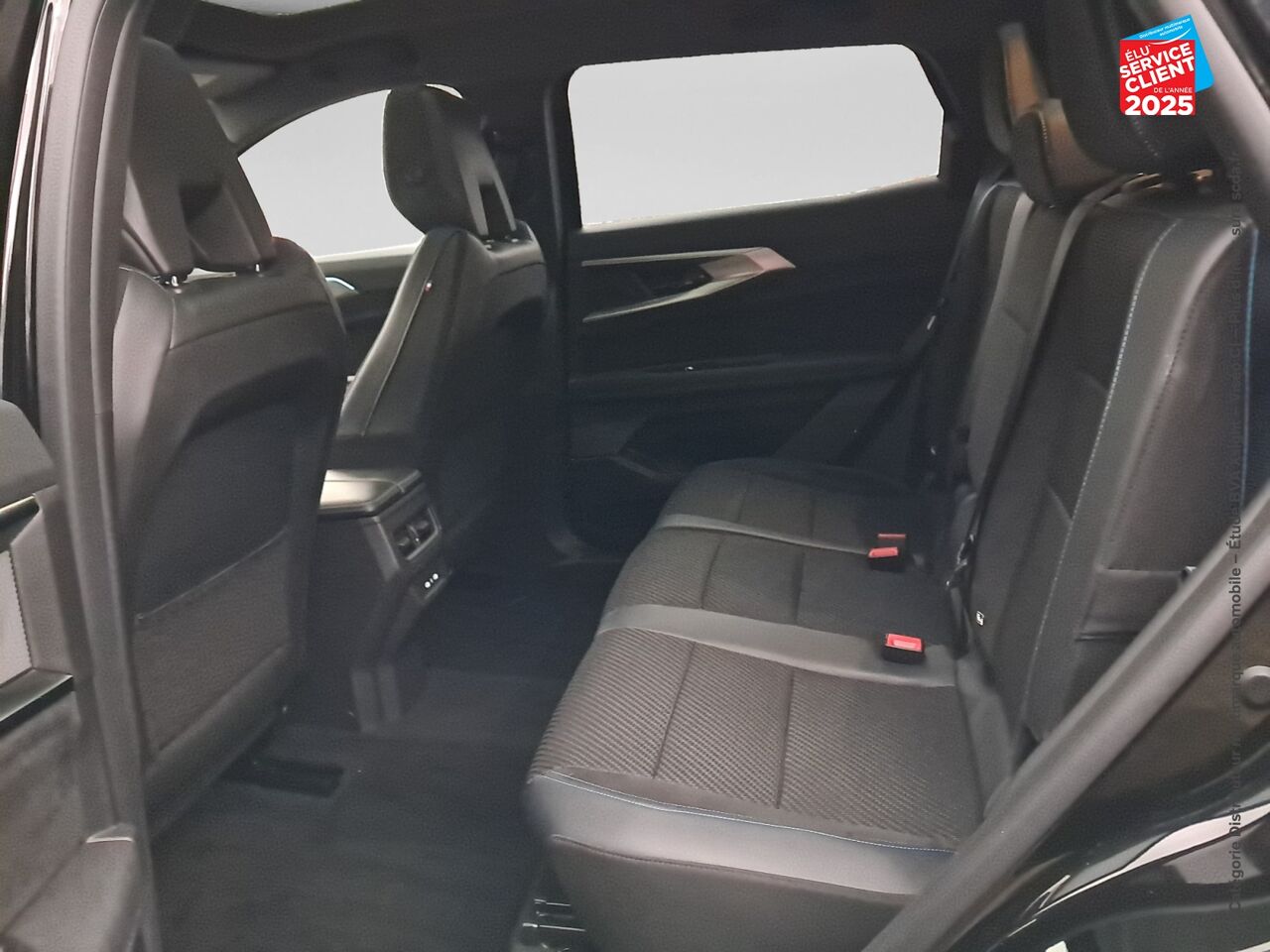 Véhicule d'occasion RENAULT ESPACE 1.2 E-TECH FULL HYBRID 200CH ESPRIT ALPINE SIEGES CHAUF VOLANT CHAUF chez Toyota Thionville