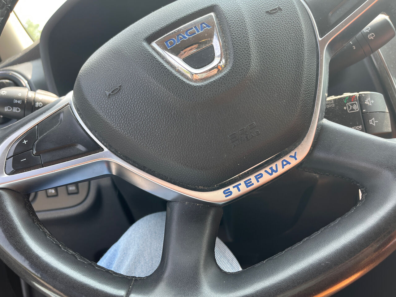 Véhicule d'occasion DACIA LOGAN MCV 0.9 TCE 90CH STEPWAY - 20 CAMERA chez Renault Colmar
