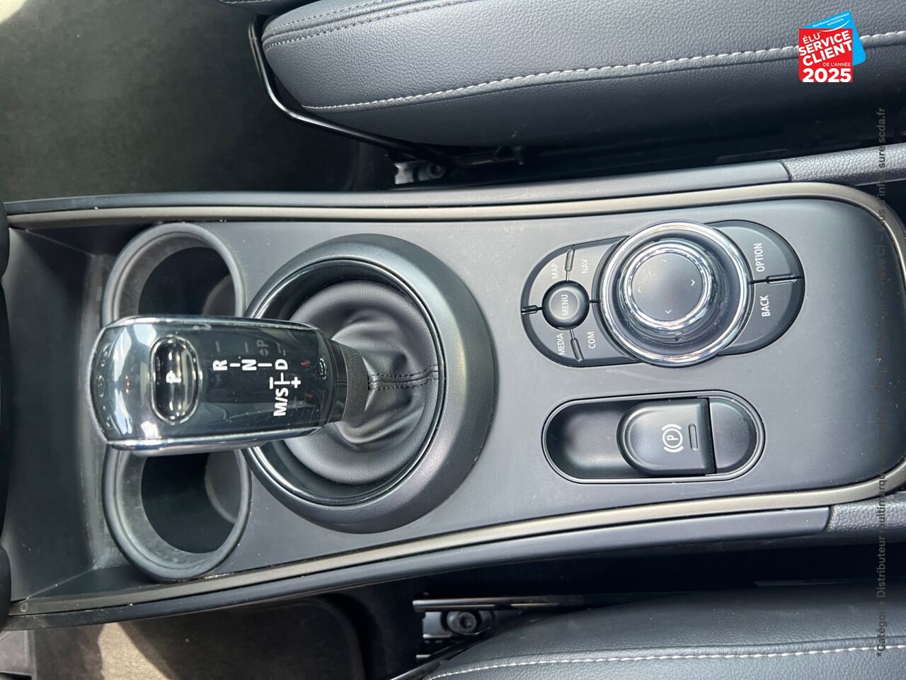 Véhicule d'occasion MINI COUNTRYMAN COOPER D 150CH NORTHWOOD BVA8 CAMERA GPS chez Toyota Bar le Duc