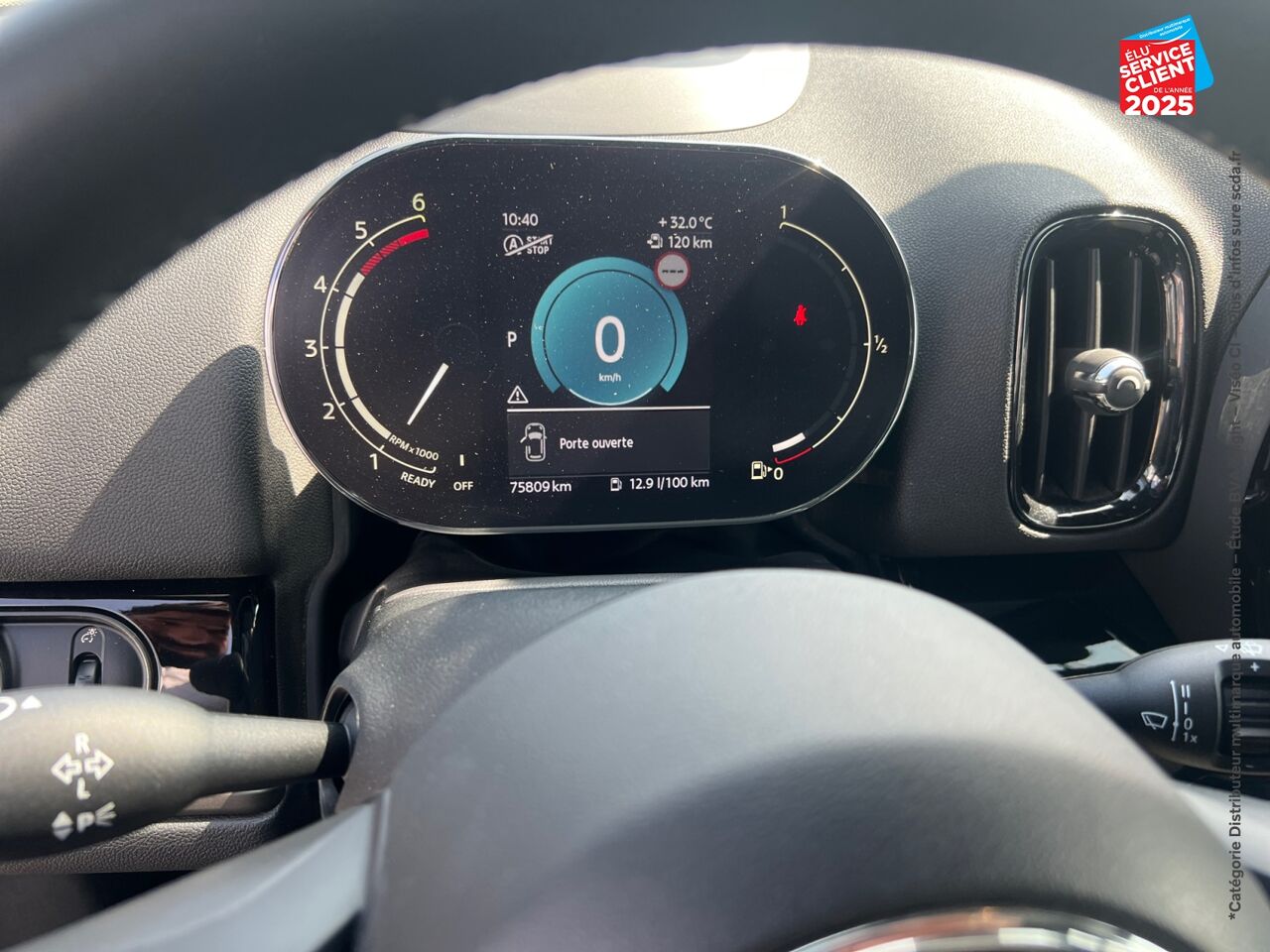 Véhicule d'occasion MINI COUNTRYMAN COOPER D 150CH NORTHWOOD BVA8 CAMERA GPS chez Toyota Bar le Duc