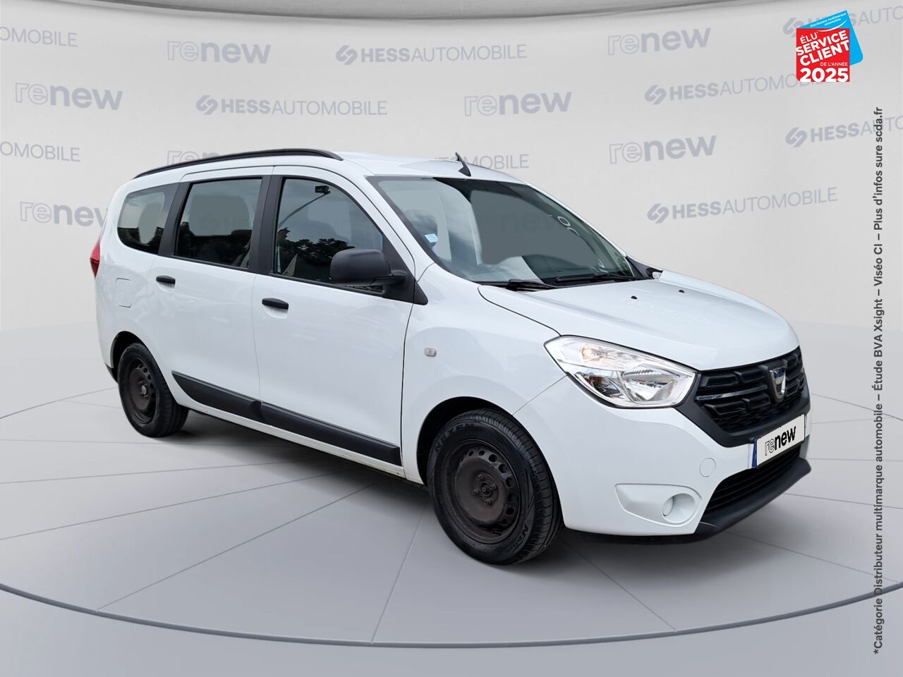 Véhicule d'occasion DACIA LODGY 1.3 TCE 100CH FAP ESSENTIEL 7 PLACES - 20 5CV chez Toyota Sarreguemines