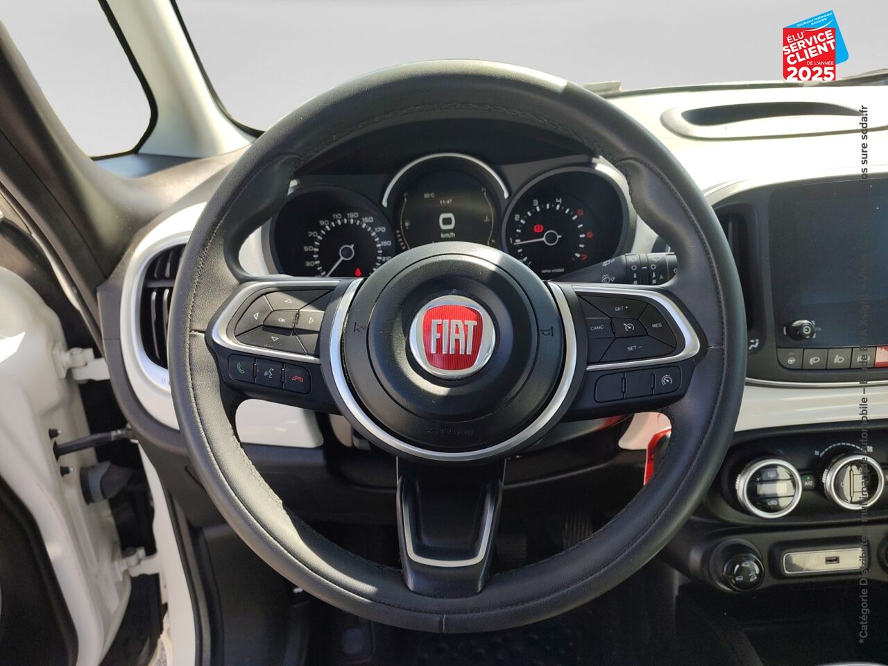 Véhicule d'occasion FIAT 500L 1.3 MULTIJET 16V 95CH SS CITY CROSS 102G chez Renault Saint-Louis