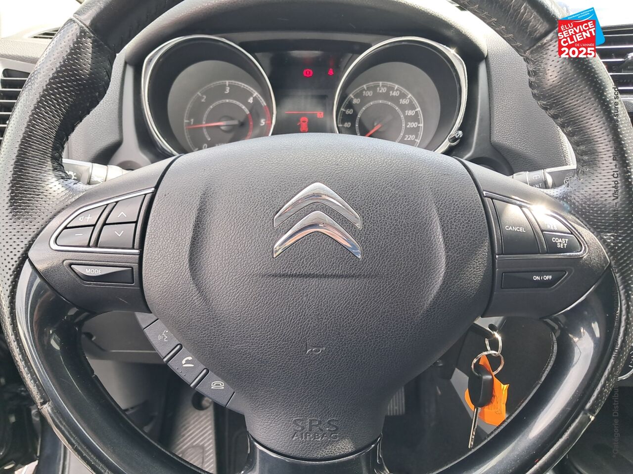 Véhicule d'occasion CITROEN C4 AIRCROSS 1.6 E-HDI115 4X2 FEEL EDITION chez Primocar