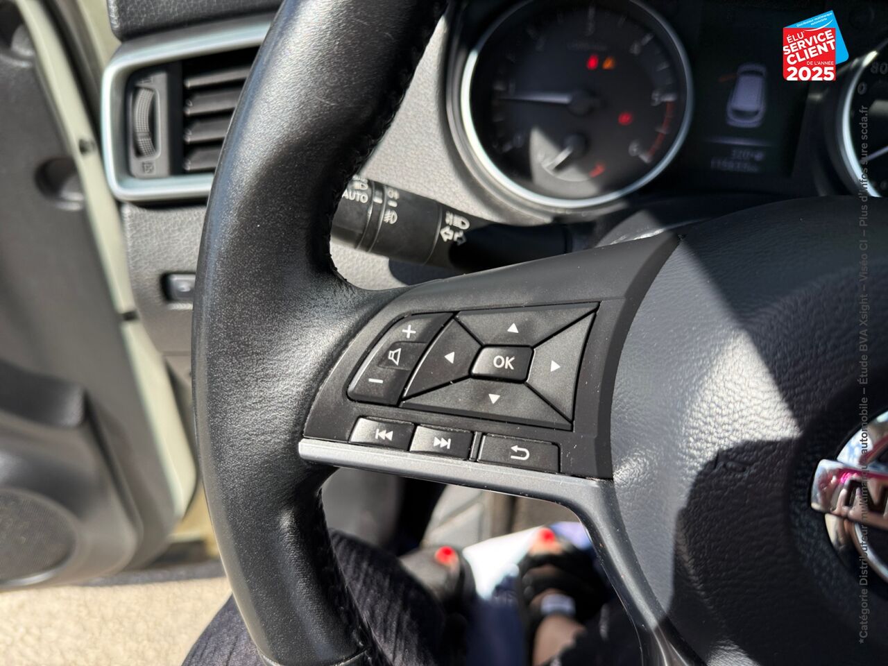Véhicule d'occasion NISSAN QASHQAI 1.5 DCI 110CH N-CONNECTA chez Toyota Saint Dizier