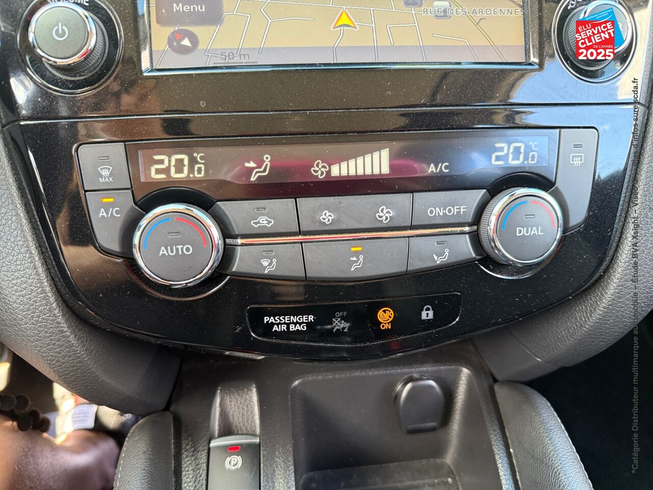 Véhicule d'occasion NISSAN QASHQAI 1.5 DCI 110CH N-CONNECTA chez Toyota Saint Dizier