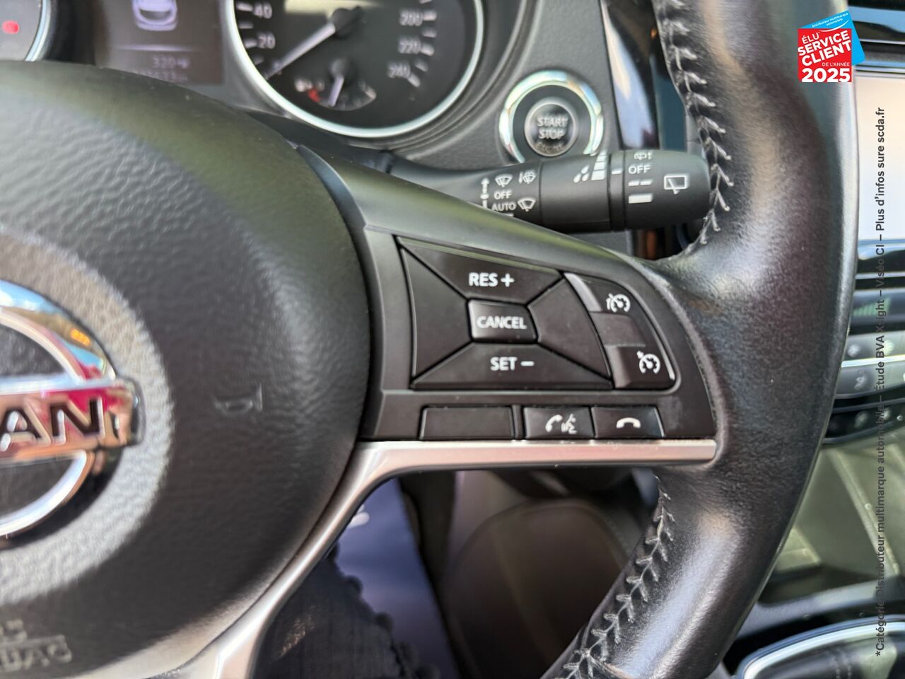 Véhicule d'occasion NISSAN QASHQAI 1.5 DCI 110CH N-CONNECTA chez Toyota Saint Dizier