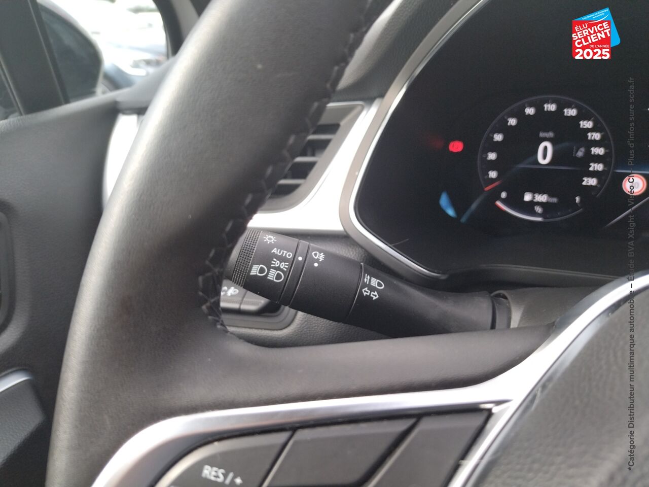 Véhicule d'occasion RENAULT CAPTUR 1.3 TCE MILD HYBRID 140CH TECHNO CAMERA GPS chez Nissan Montbéliard