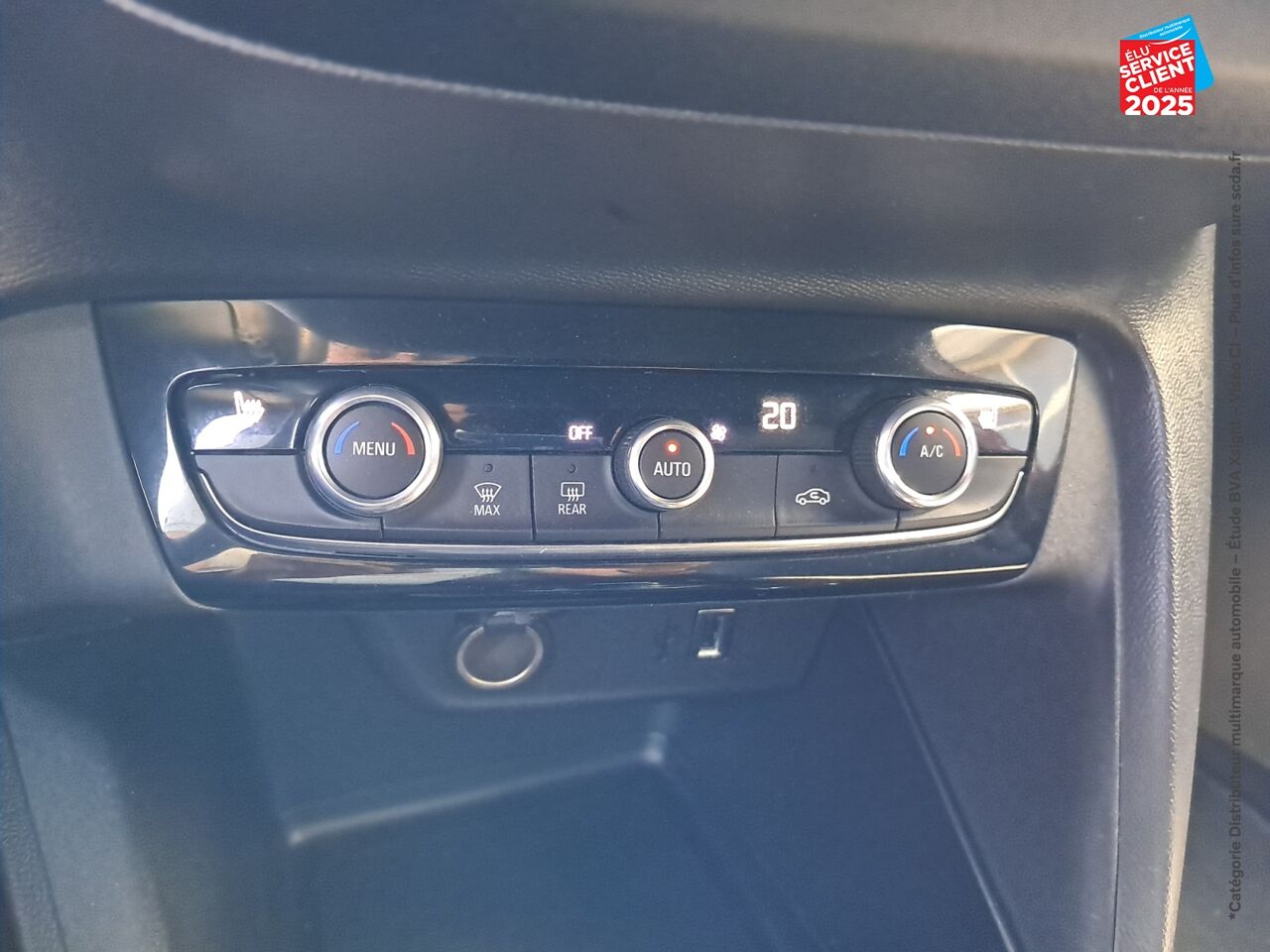Véhicule d'occasion OPEL CORSA CORSA-E 136CH ULTIMATE GPS CAMERA CARPLAY chez Opel Bar le Duc