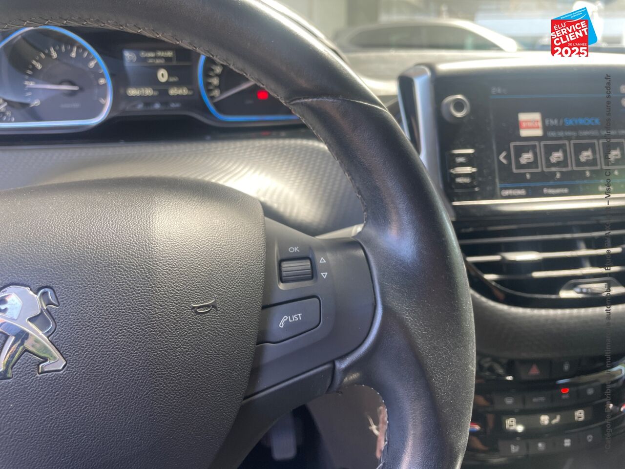 Véhicule d'occasion PEUGEOT 2008 1.2 PURETECH 130CH E6.C ALLURE SS chez Toyota Thionville