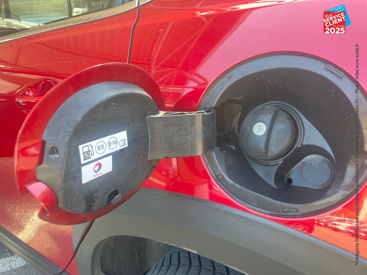 Véhicule d'occasion PEUGEOT 2008 1.2 PURETECH 130CH E6.C ALLURE SS chez Toyota Thionville