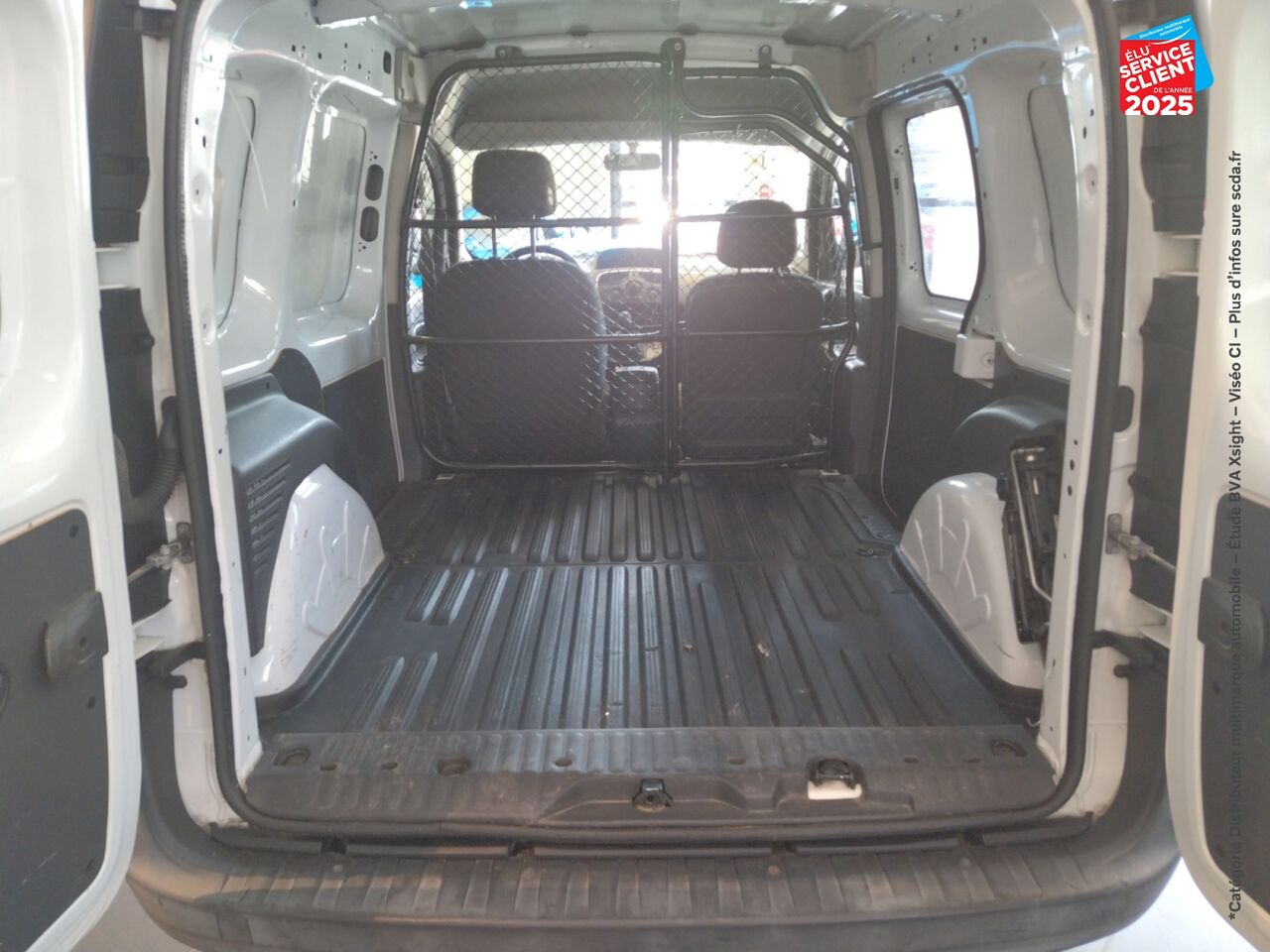 Véhicule d'occasion RENAULT KANGOO EXPRESS 1.5 DCI 90CH GRAND CONFORT chez Toyota Thionville