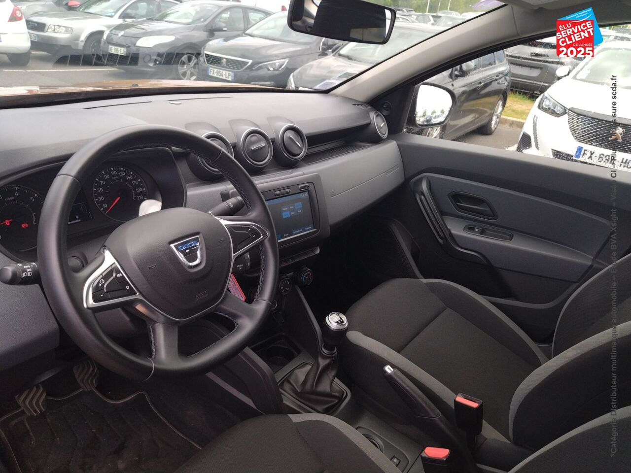 Véhicule d'occasion DACIA DUSTER 1.6 SCE 115CH ESSENTIEL 4X2 chez Toyota Saint Dizier