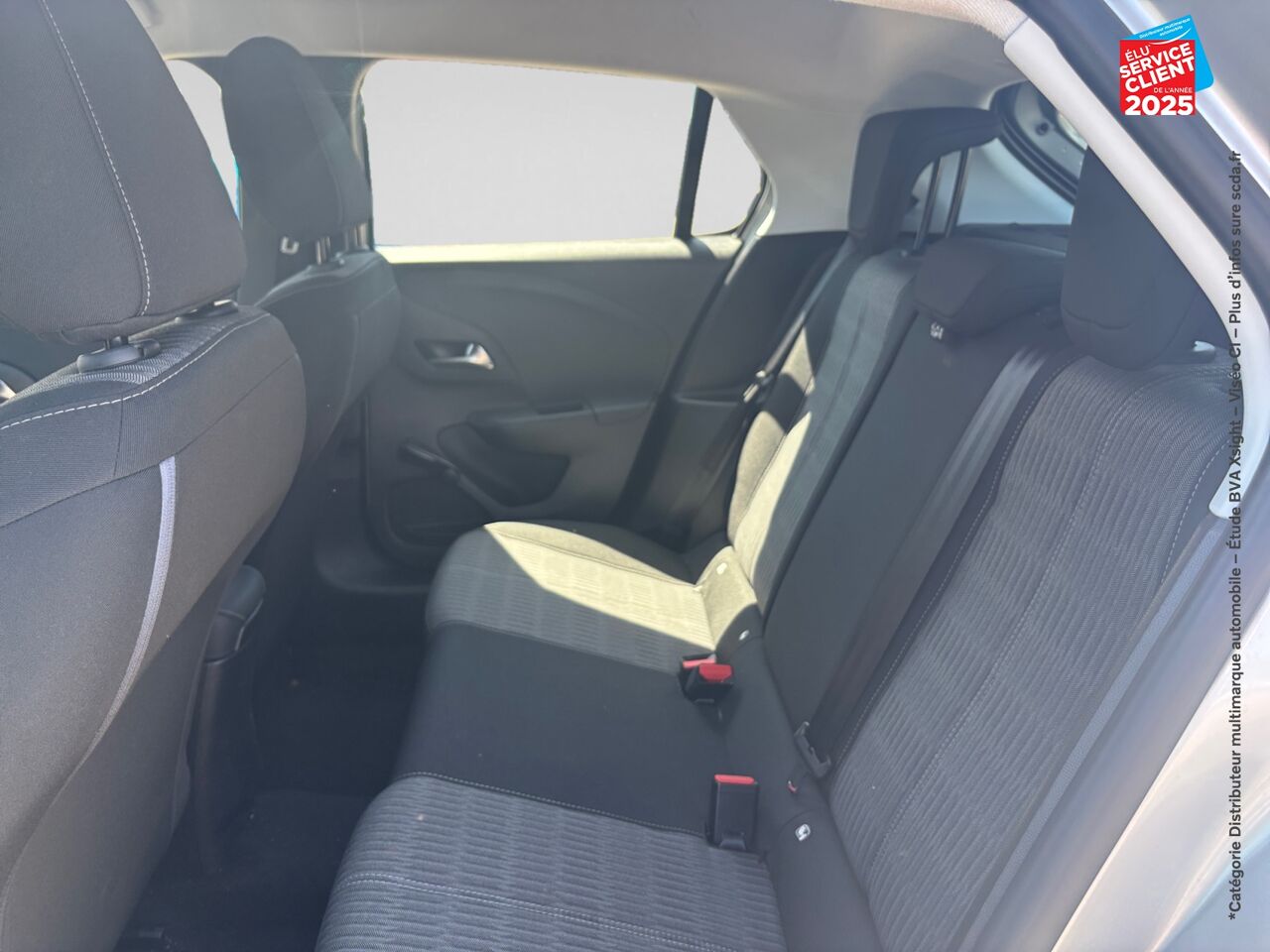 Véhicule d'occasion OPEL CORSA 1.2 75CH ELEGANCE BUSINESS GPS CARPLAY chez Opel Dijon