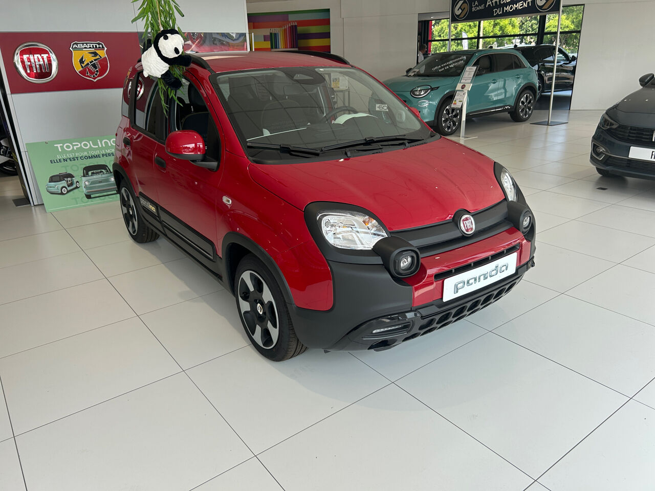 Véhicule d'occasion FIAT PANDA CLASSIC 1.0 70CH BSG SS PANDINA chez Hyundai Chalons