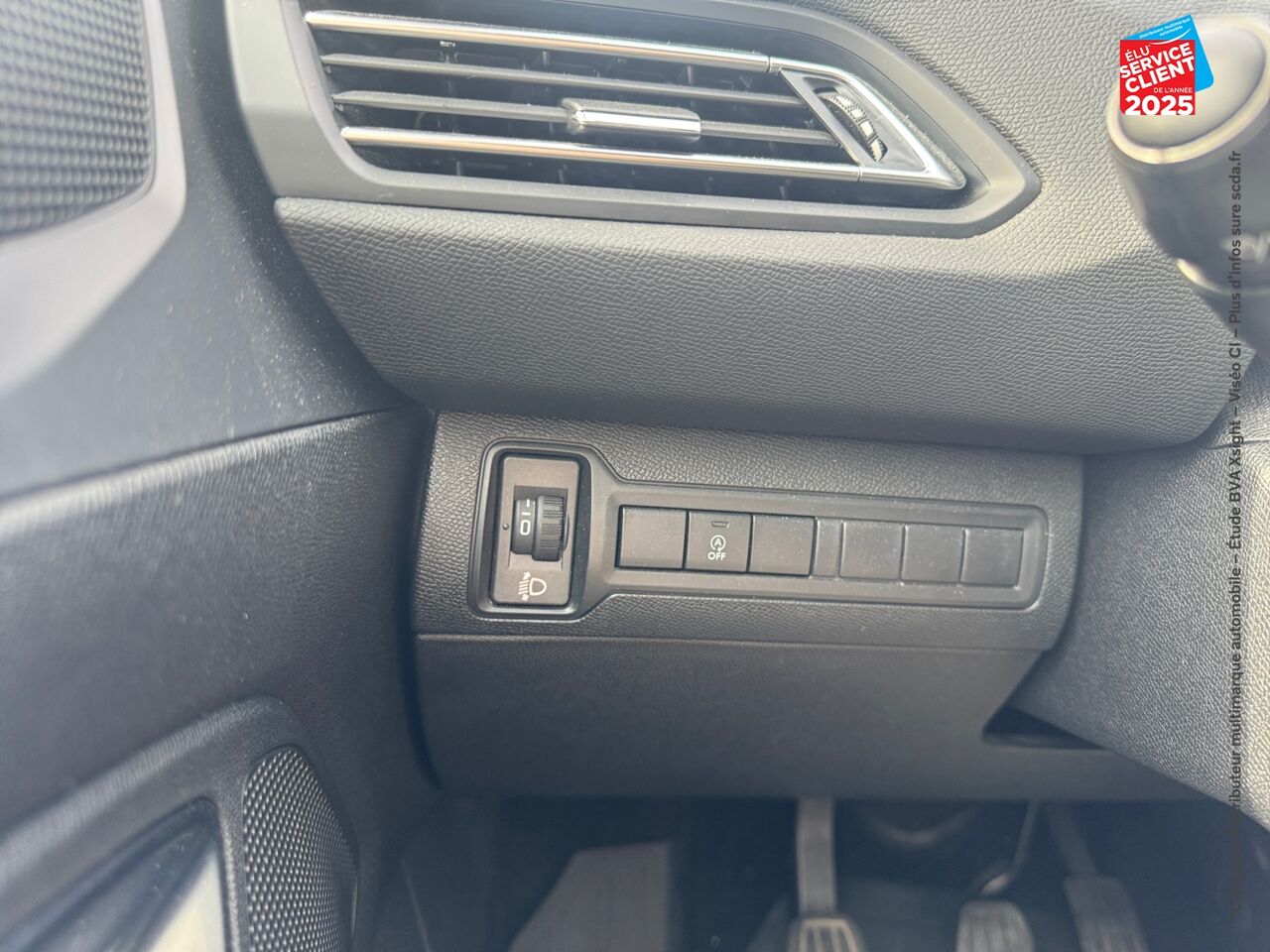 Véhicule d'occasion PEUGEOT 308 1.5 BLUEHDI 100CH E6.C S/S STYLE GPS RADAR AR chez HESS Automobile