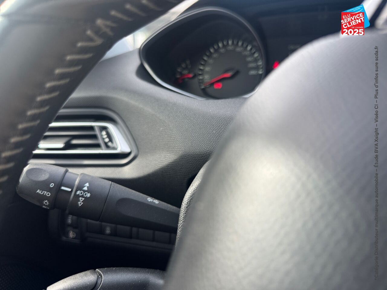 Véhicule d'occasion PEUGEOT 308 1.5 BLUEHDI 100CH E6.C S/S STYLE GPS RADAR AR chez HESS Automobile