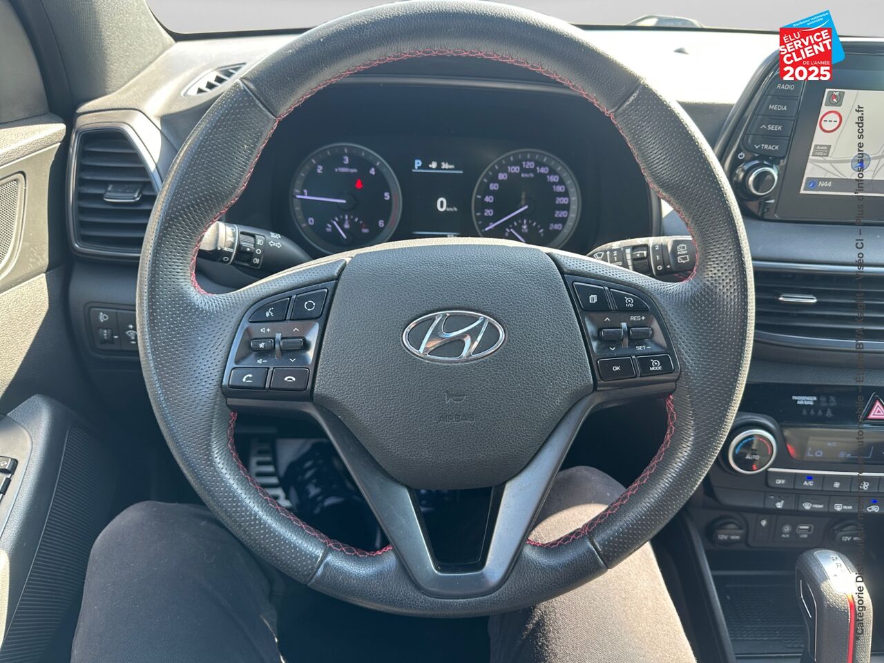 Véhicule d'occasion HYUNDAI TUCSON 1.6 CRDI 136CH HYBRID 48V N LINE EDITION DCT-7 EURO6D-EVAP SIEGES CHAUF GPS CAMERA chez Renault Saint-Louis