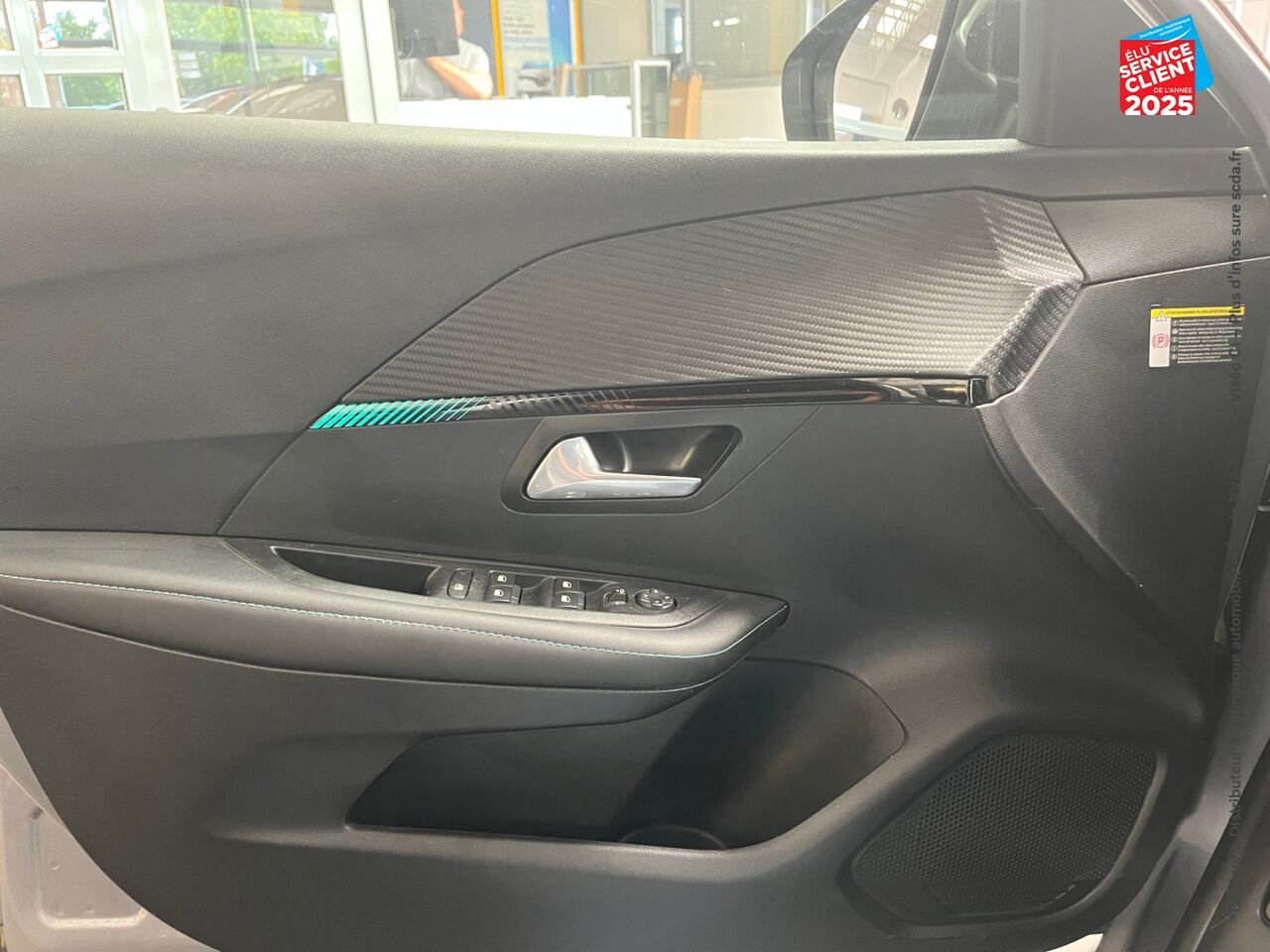 Véhicule d'occasion PEUGEOT 208 1.2 PURETECH 100CH SS ALLURE 118G chez Dacia Saverne
