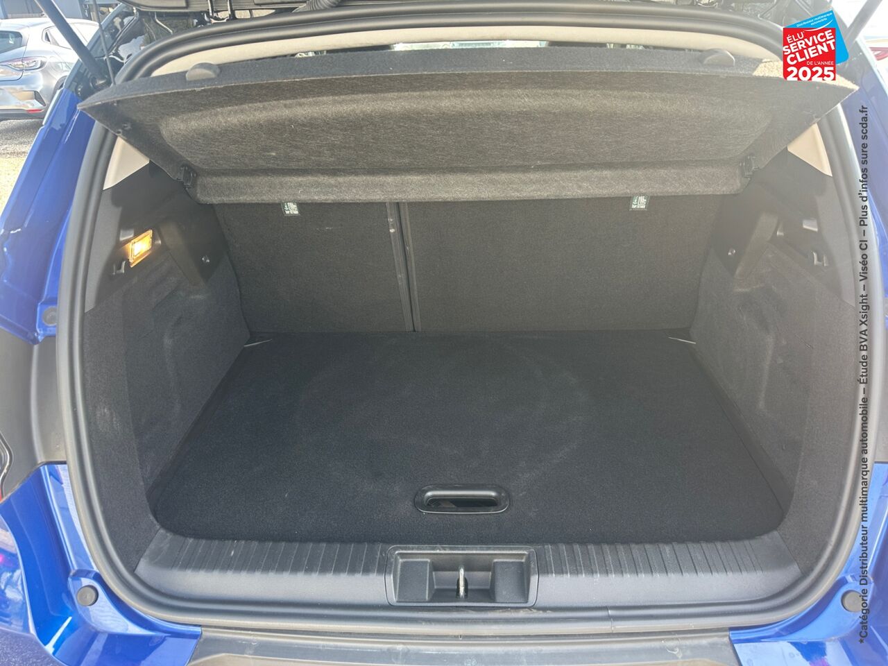 Véhicule d'occasion RENAULT CAPTUR 1.6 E-TECH HYBRIDE 145CH TECHNO FAST TRACK chez Dacia Strasbourg