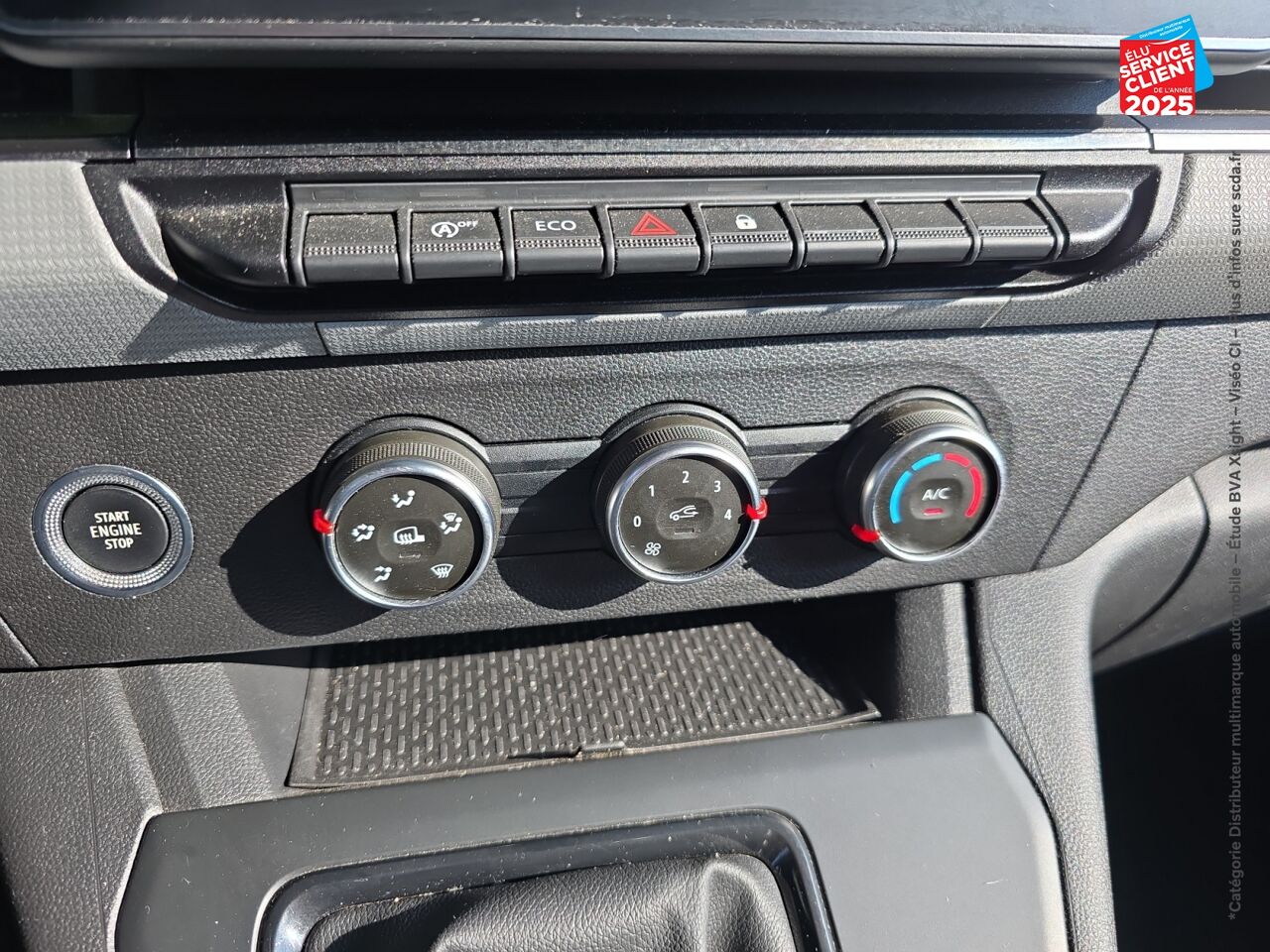 Véhicule d'occasion RENAULT KANGOO VAN 1.5 BLUE DCI 95CH EXTRA SESAME OUVRE TOI GPS CAMERA chez Renault Sélestat