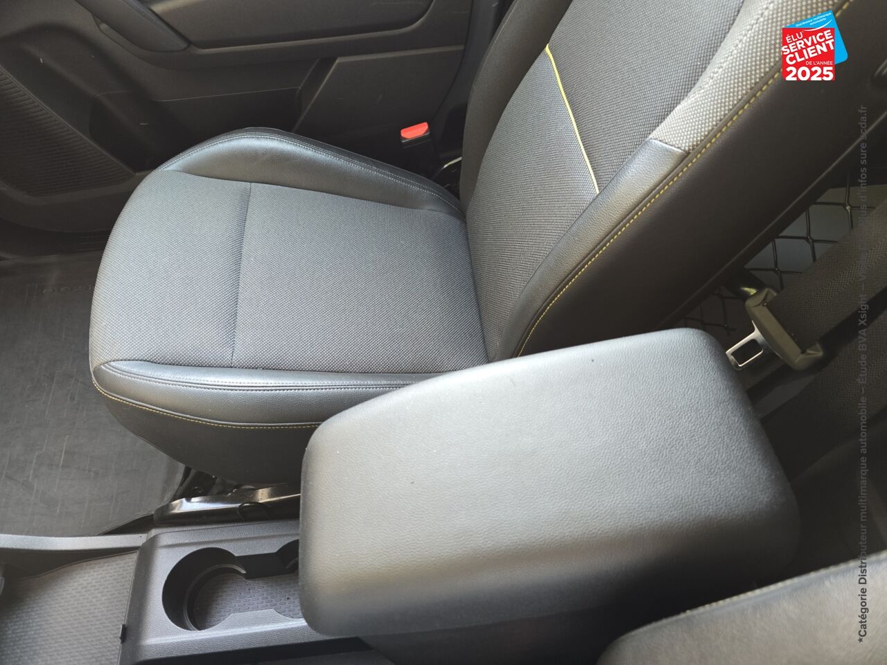Véhicule d'occasion RENAULT KANGOO VAN 1.5 BLUE DCI 95CH EXTRA SESAME OUVRE TOI GPS CAMERA chez Renault Sélestat