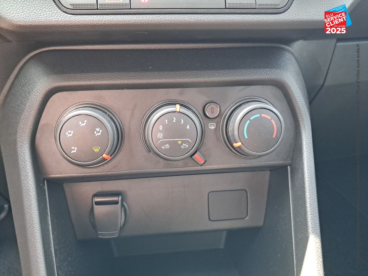 Véhicule d'occasion DACIA SANDERO 1.0 SCE 65CH ESSENTIEL -22 chez Renault Sélestat