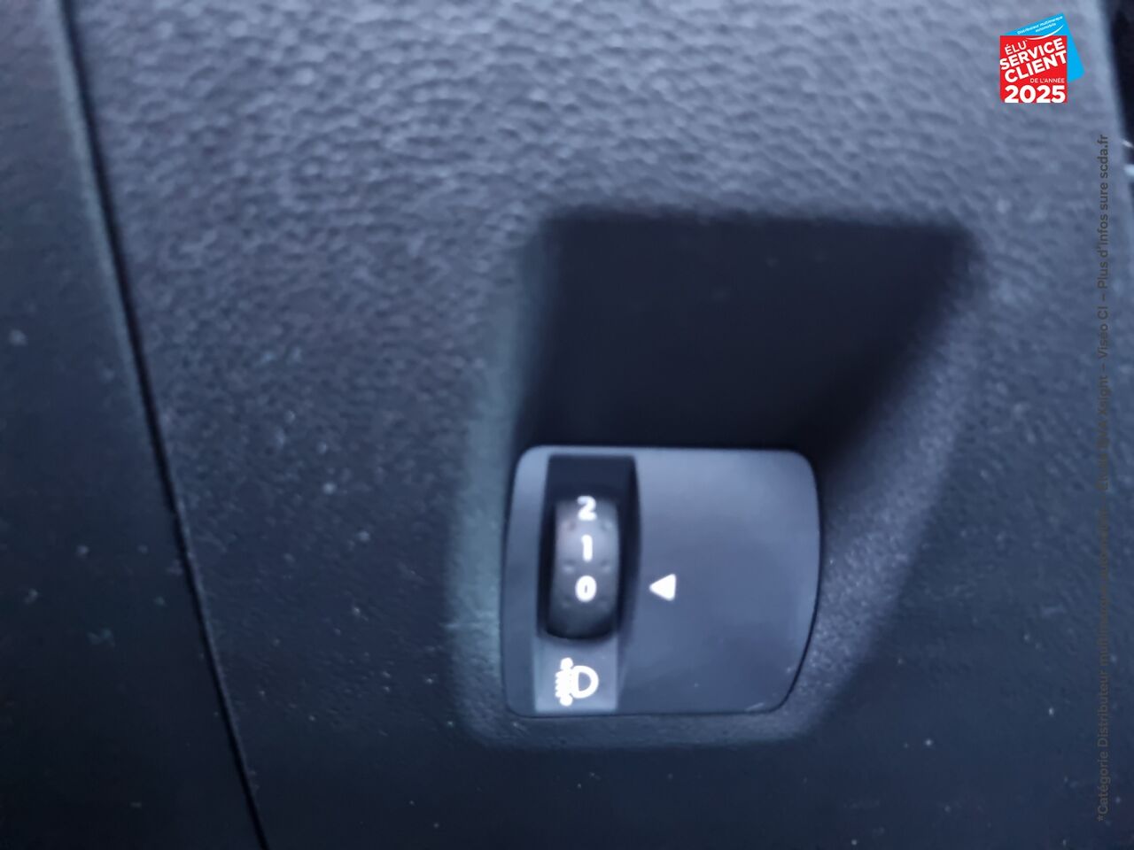 Véhicule d'occasion DACIA DUSTER 1.3 TCE 150CH FAP EXTREME 4X2 EDC CAMERA chez Renault Saint-Louis