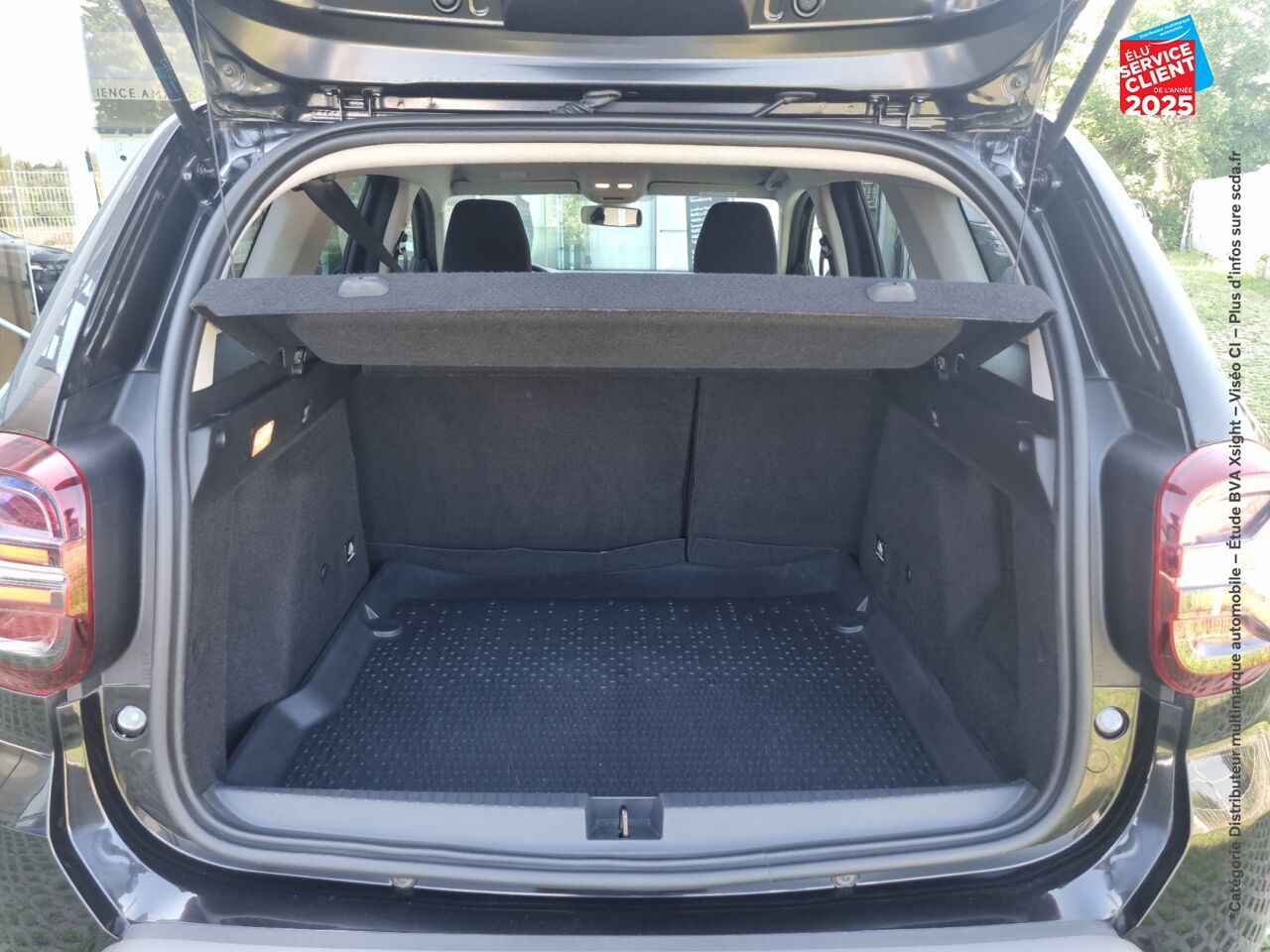 Véhicule d'occasion DACIA DUSTER 1.3 TCE 150CH FAP EXTREME 4X2 EDC CAMERA chez Renault Saint-Louis