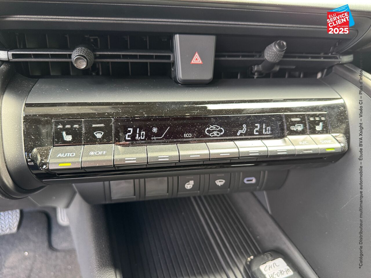 Véhicule d'occasion TOYOTA C-HR 2.0 200CH DESIGN NG23 chez Nissan Strasbourg