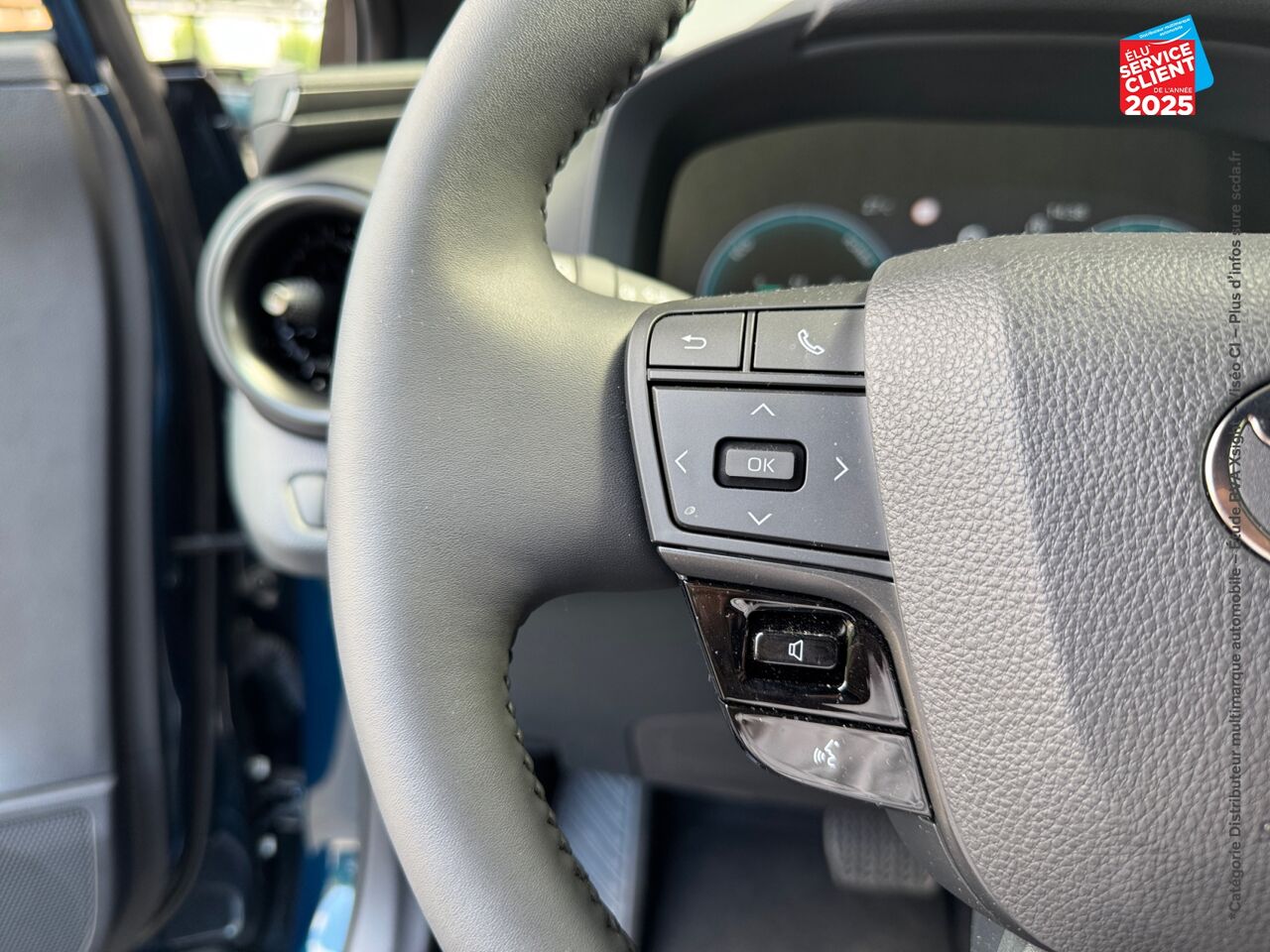 Véhicule d'occasion TOYOTA C-HR 2.0 200CH DESIGN NG23 chez Nissan Strasbourg