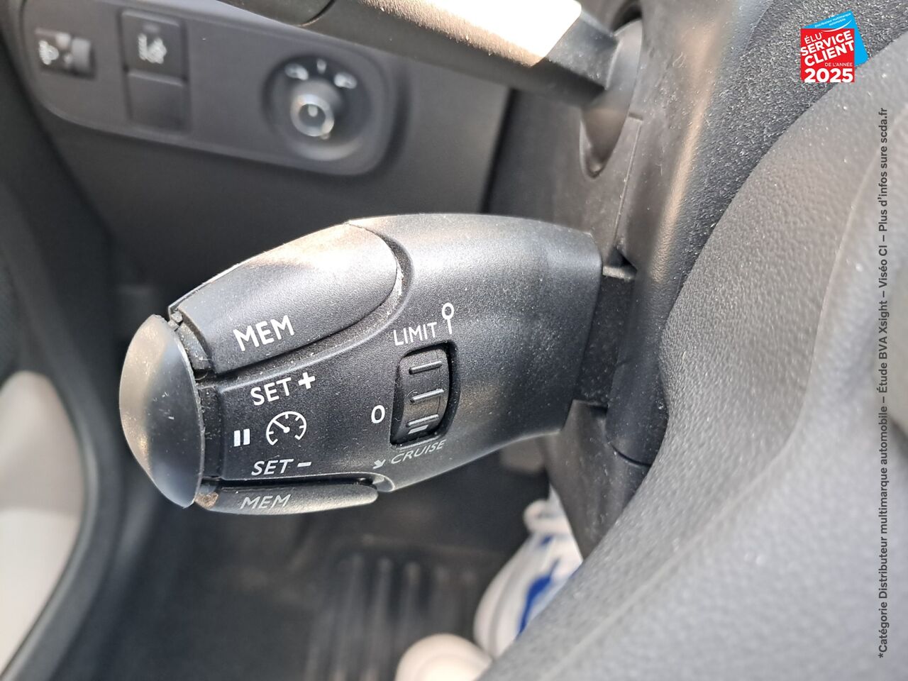 Véhicule d'occasion CITROEN C3 PURETECH 110CH FEEL SS E6.D chez Le Veodrome