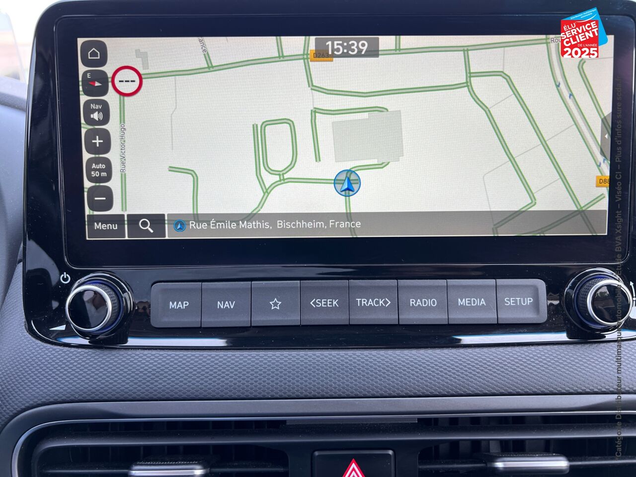 Véhicule d'occasion HYUNDAI KONA 1.6 GDI 141CH HYBRID EXECUTIVE DCT-6 SIEGES CHAUF/CUIR GPS CAMERA CARPLAY chez Hyundai Chalons