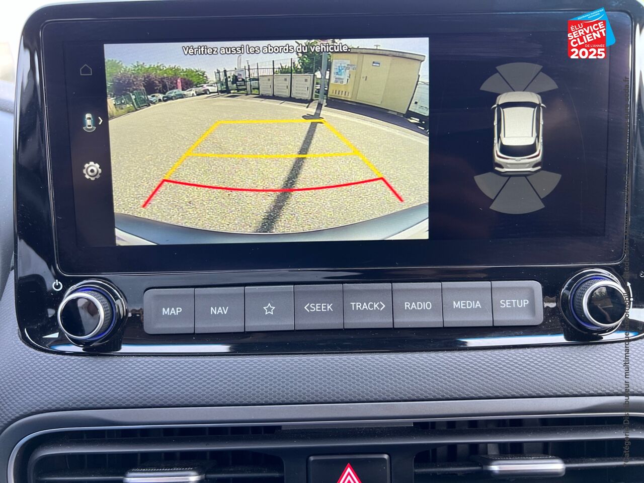 Véhicule d'occasion HYUNDAI KONA 1.6 GDI 141CH HYBRID EXECUTIVE DCT-6 SIEGES CHAUF/CUIR GPS CAMERA CARPLAY chez Hyundai Chalons