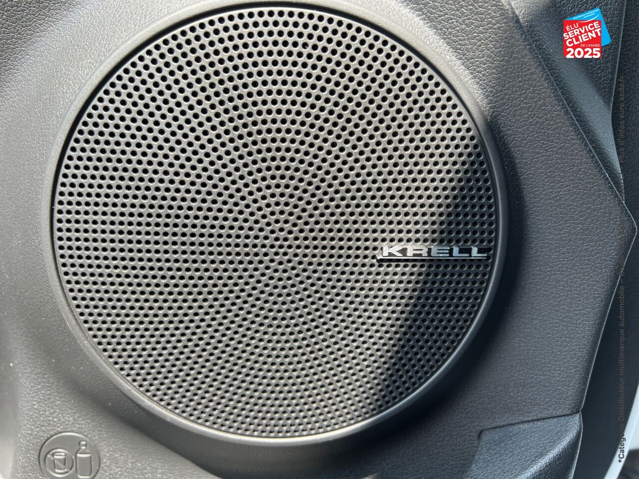 Véhicule d'occasion HYUNDAI KONA 1.6 GDI 141CH HYBRID EXECUTIVE DCT-6 SIEGES CHAUF/CUIR GPS CAMERA CARPLAY chez Hyundai Chalons