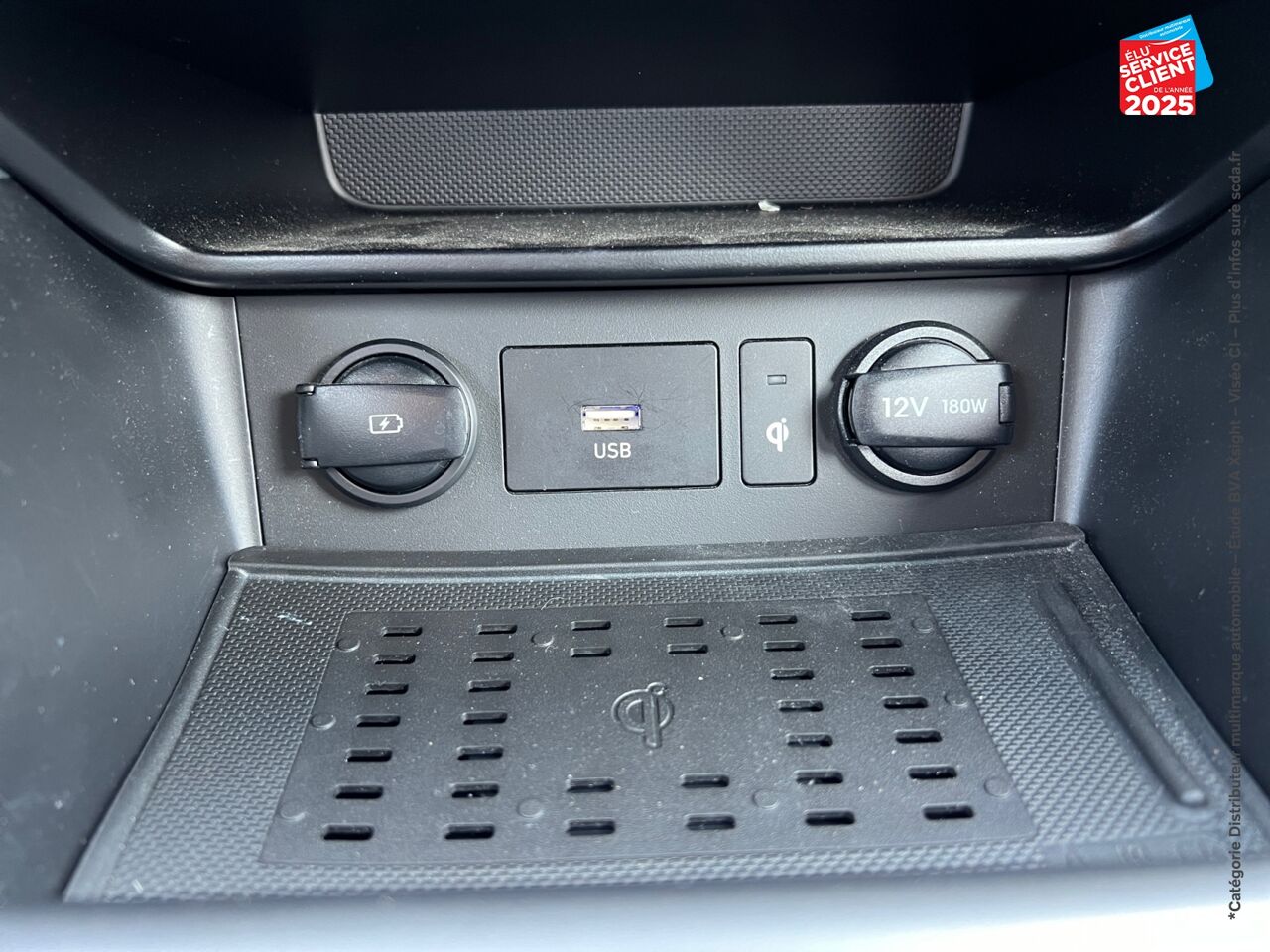 Véhicule d'occasion HYUNDAI KONA 1.6 GDI 141CH HYBRID EXECUTIVE DCT-6 SIEGES CHAUF/CUIR GPS CAMERA CARPLAY chez Hyundai Chalons