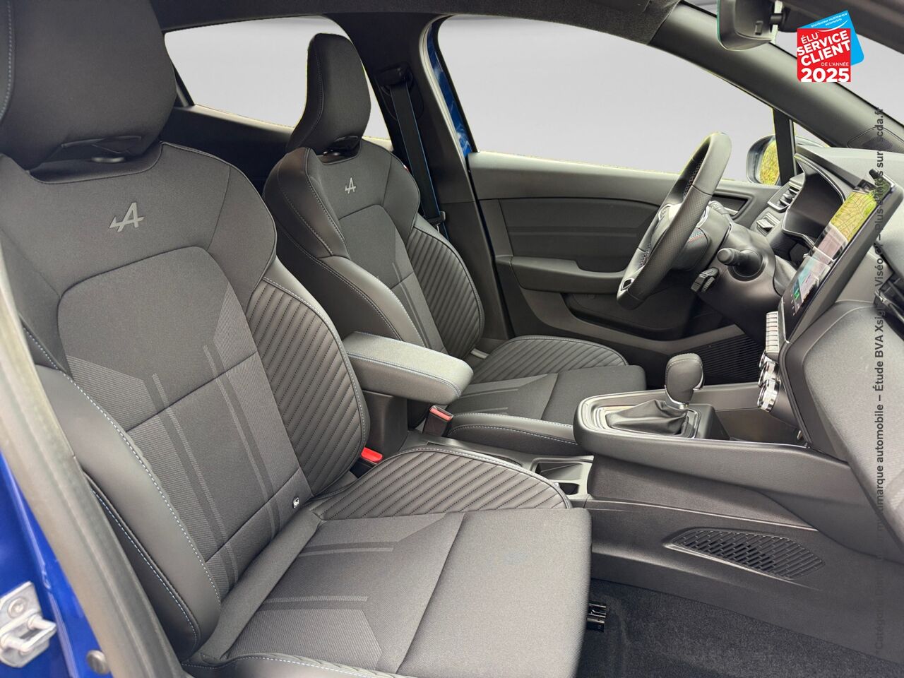 Véhicule d'occasion RENAULT CLIO 1.6 E-TECH 145CH FULL HYBRID ESPRIT ALPINE - 24 chez Nissan Belfort